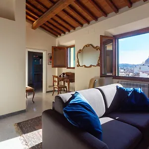cavour-83.it-tuscanyhotel.com/