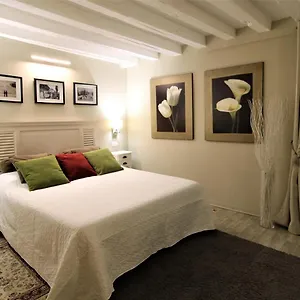 san-marco-fenice-3bdr-2bth-apartment.hotelinveneto.com/