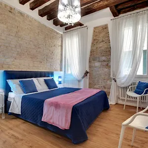  Apartamento Charming Castello By Wonderful Italy