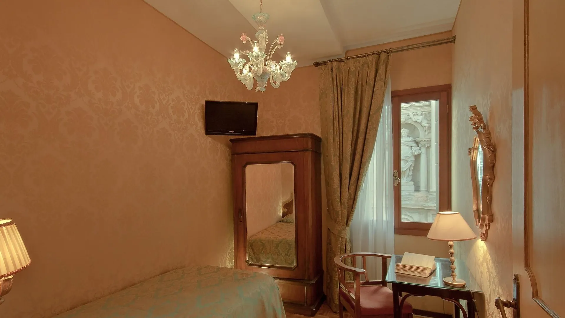 Hotel Bel Sito E Berlino Venedig 3*,