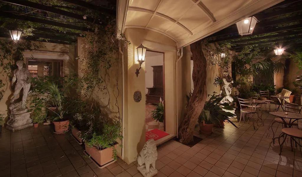 Hotel Bel Sito E Berlino Venedig 3*,